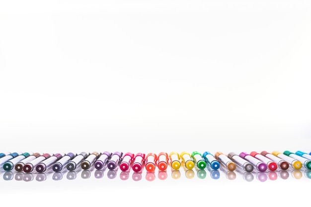 Коллекция бисера и нитей